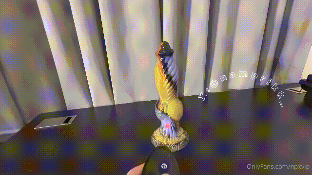 ⚫️【12月新品】，九头身人间尤物，巨乳女神【Npxvip】圣诞节付费，新型道具自慰双洞，大量潮喷，视觉盛宴